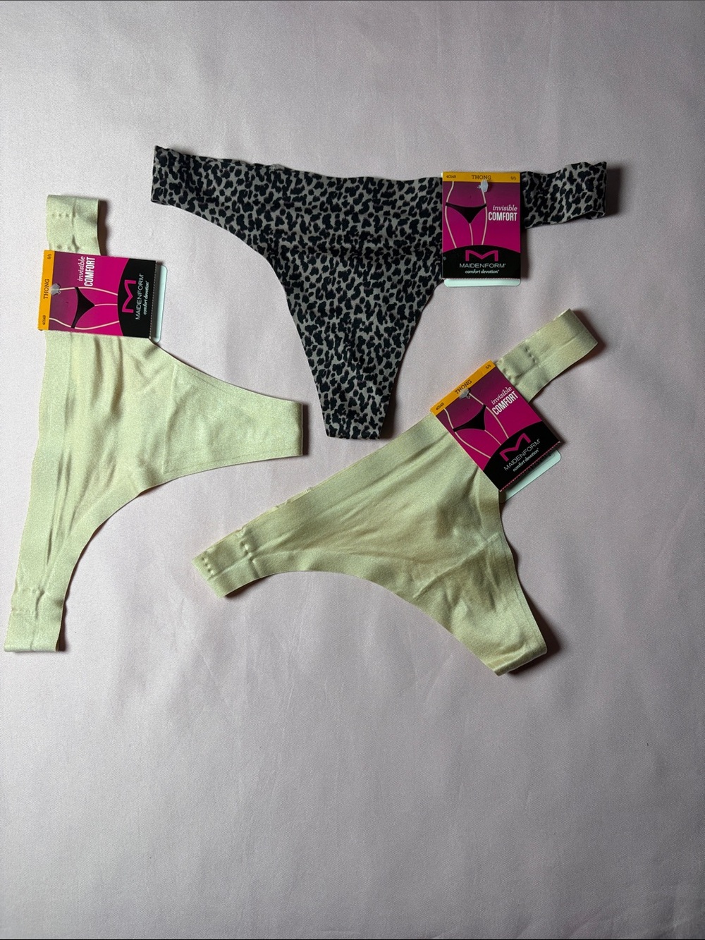 Womenโs Thong bundle of 3 - Leopard and tan